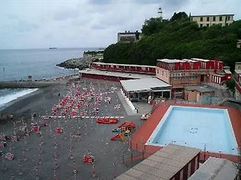 Il Giardino Di Albaro Отель 3*